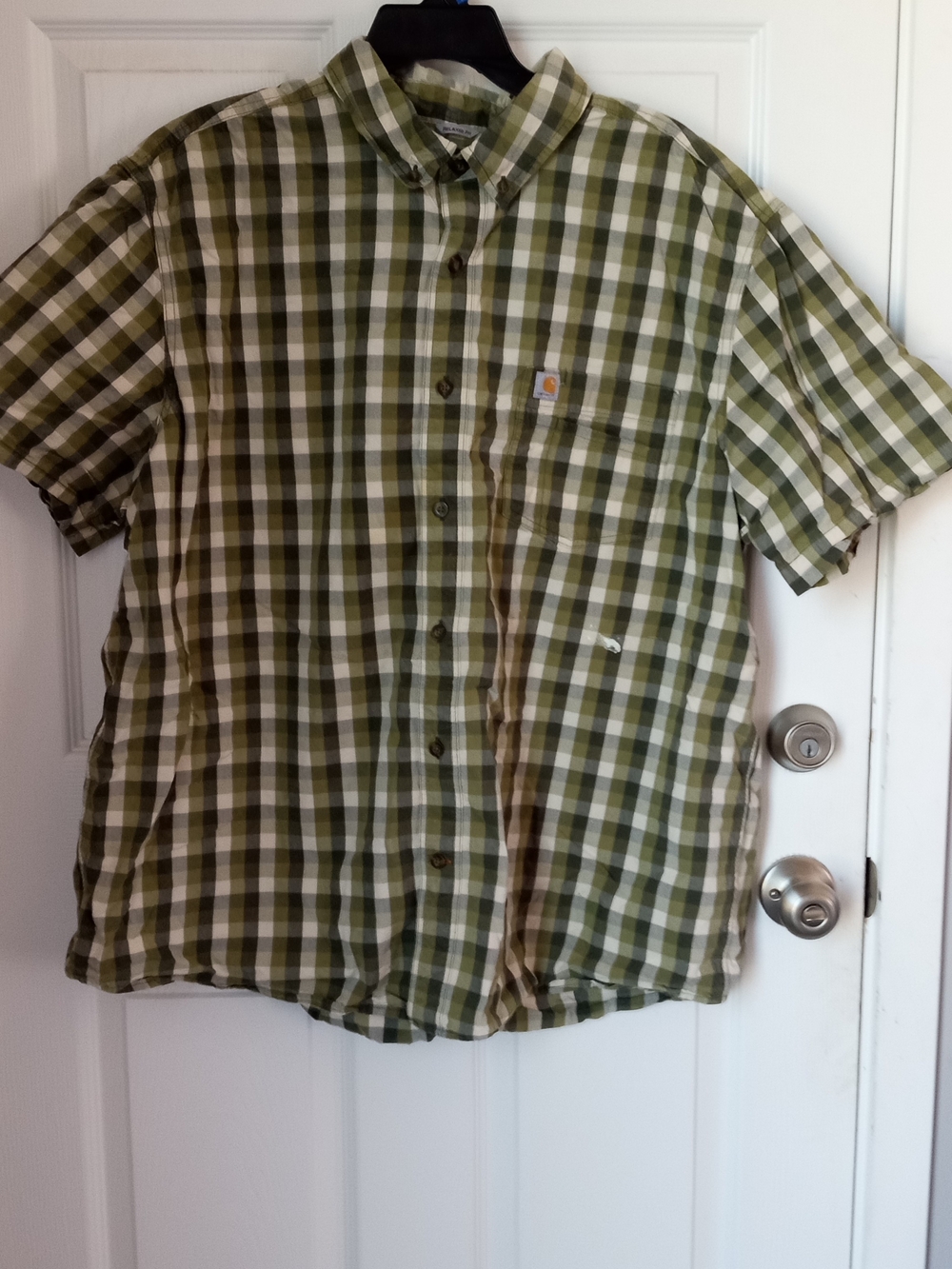 Carhartt Men's Green Plaid Short Sleeve Button-Down Shirt